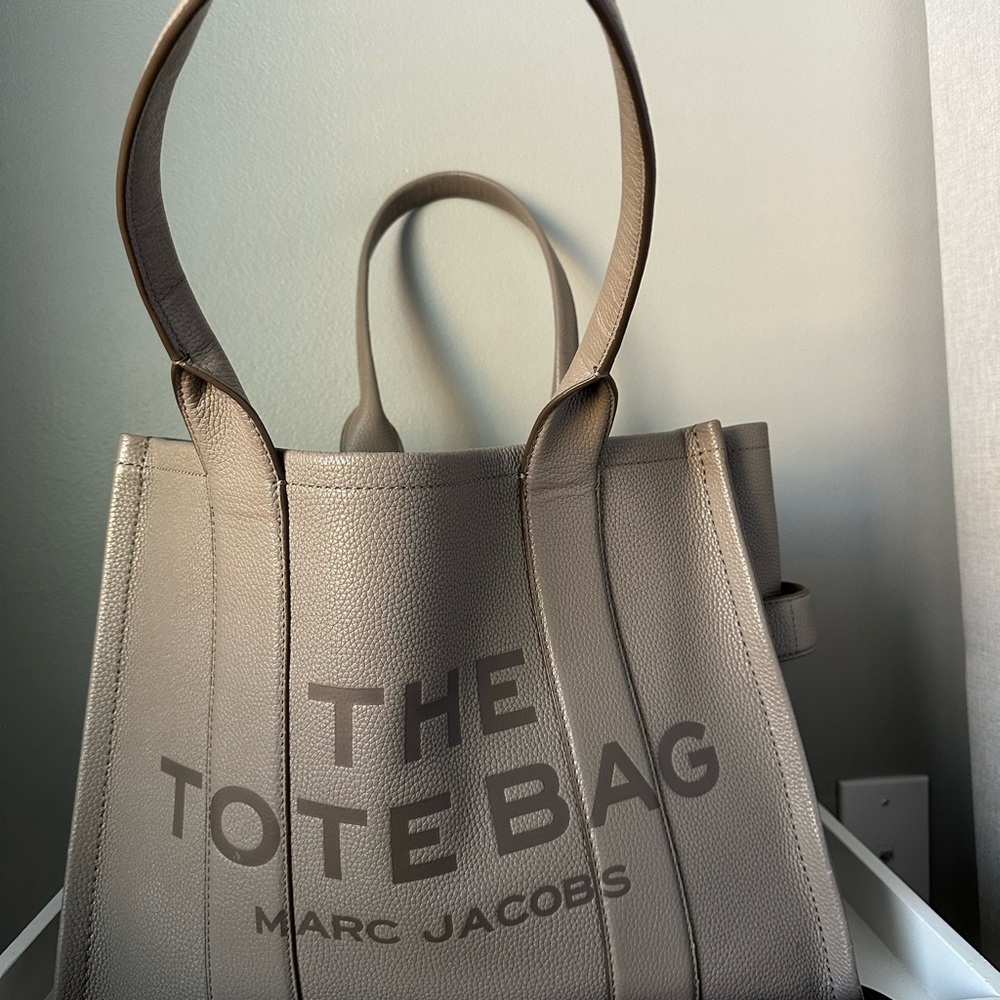 Marc Jacobs Gray Tote Bag